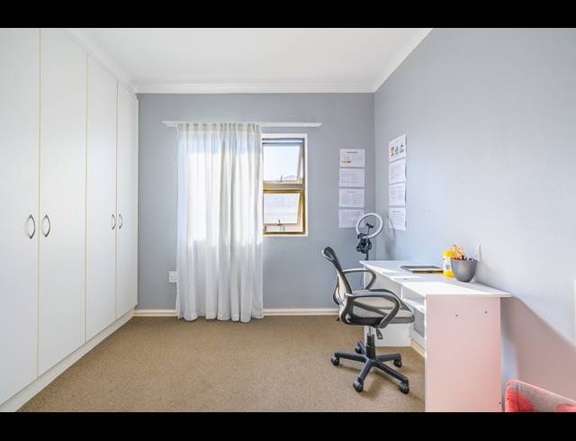 3 BEDROOM DUPLEX FOR SALE IN NEW GERMANY